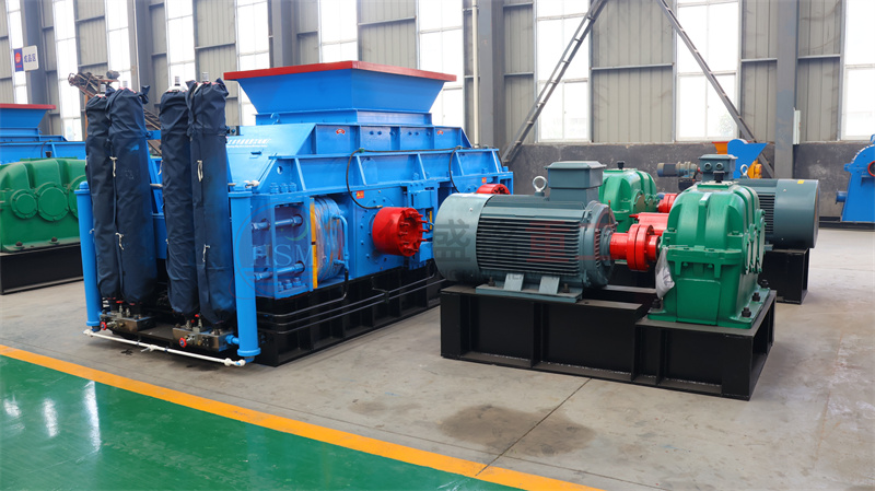 鵝卵石對(duì)輥制砂機(jī)多少錢(qián)一臺(tái)？