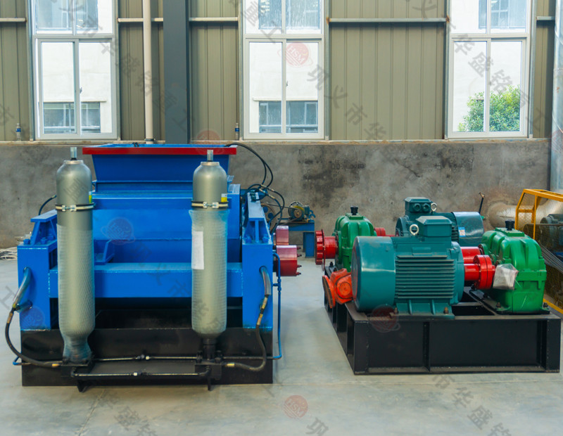 石灰石對輥制砂機(jī),石灰石制砂機(jī),石灰石液壓對輥制砂機(jī),大小型對輥制砂機(jī)1